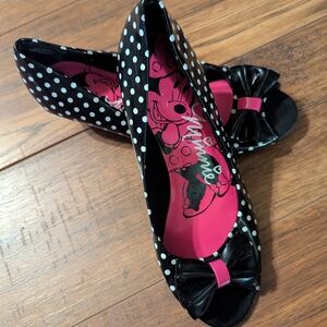 Minnie Mouse Black Polka Dot Kids Shoes With Bows Size 4